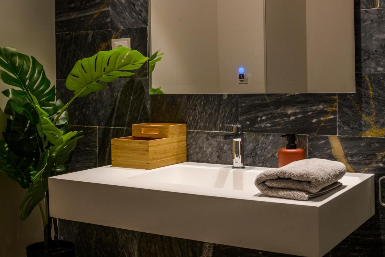 Romea Suites Murcia Exteriör bild